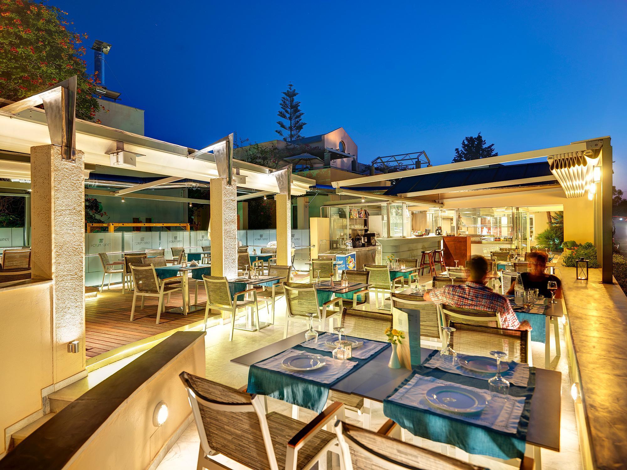 Forum Suites Kato Daratso Bagian luar foto