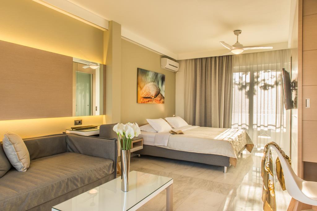 Forum Suites Kato Daratso Bagian luar foto