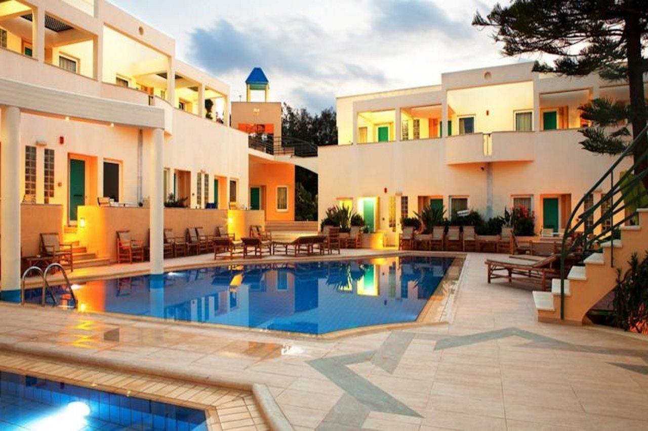Forum Suites Kato Daratso Bagian luar foto