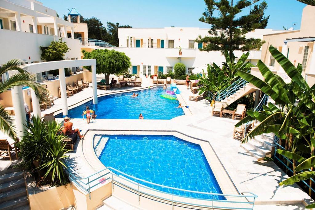 Forum Suites Kato Daratso Bagian luar foto